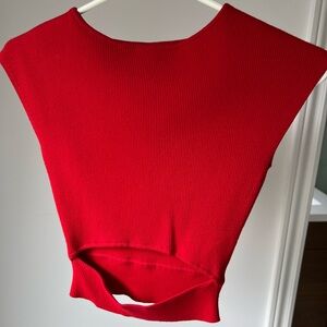 Aritzia red cut out knit crop top, reversible, size small. Excellent condition.